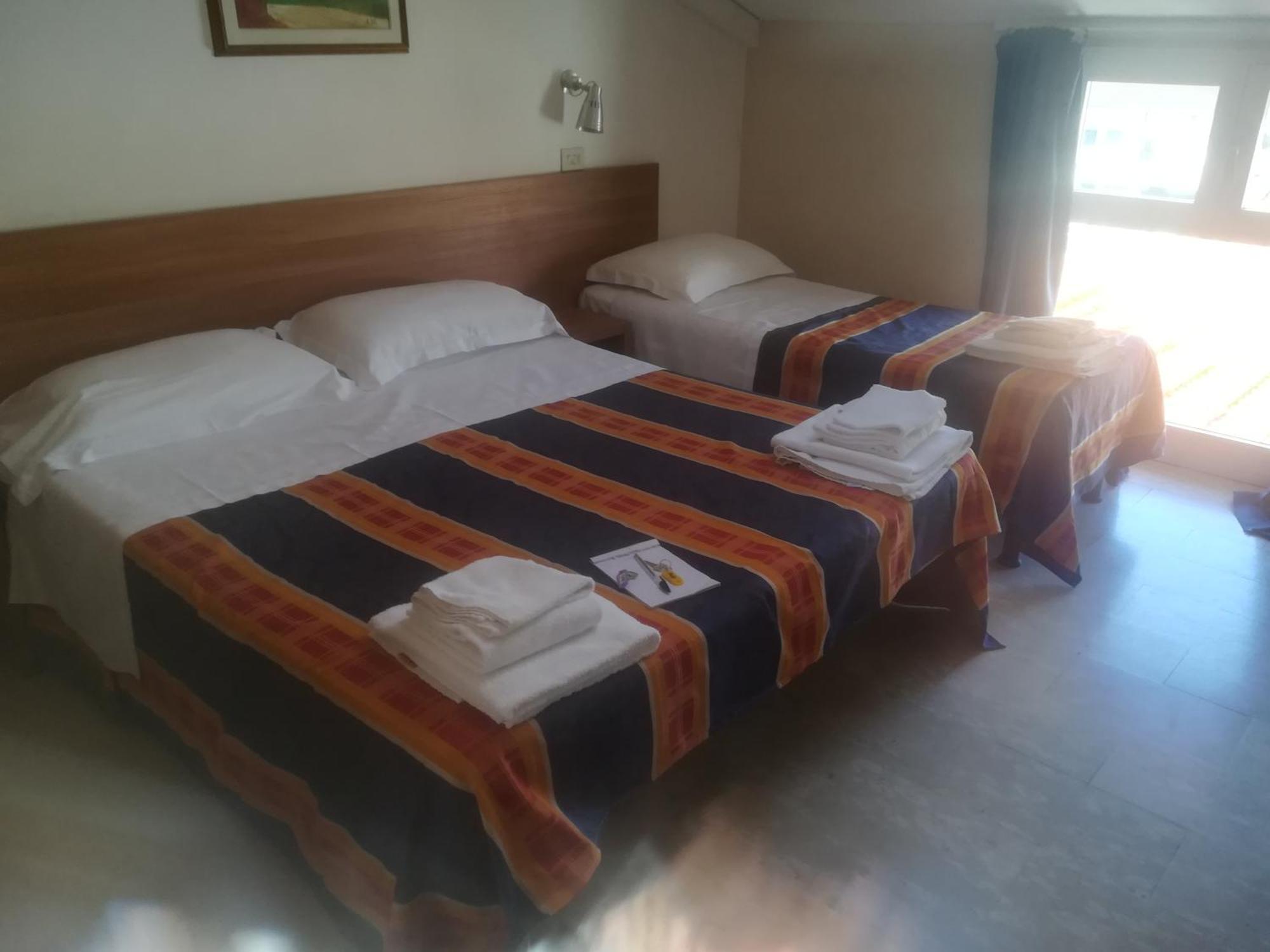 Hotel Derna ヴィアレッジョ エクステリア 写真